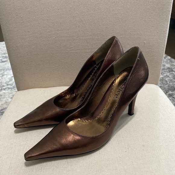 J.Renee heels pumps gold brown womens 9 9m 4” - Picture 1 of 14